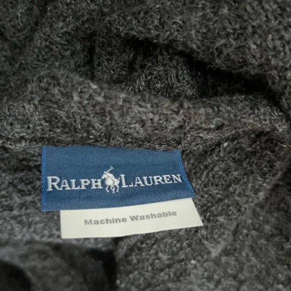 Ralph Lauren Blue label queen size bed blanket. - Picture 2 of 3